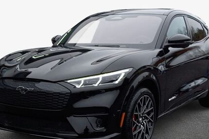 Ford Mustang Mach-E 11.777 km 52.598 &euro; Frankfurt 60386