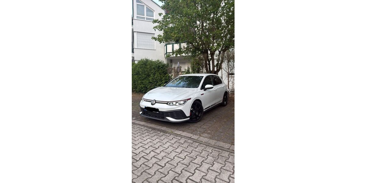 VW Golf 52.500 km 28.500 &euro; Maintal 63477