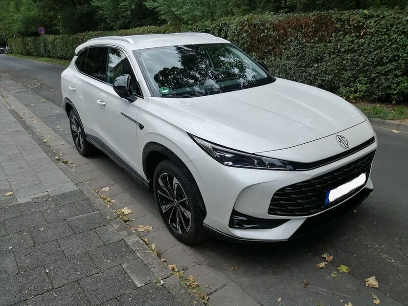 MG HS 2.000 km 24.300 € Maintal 63477