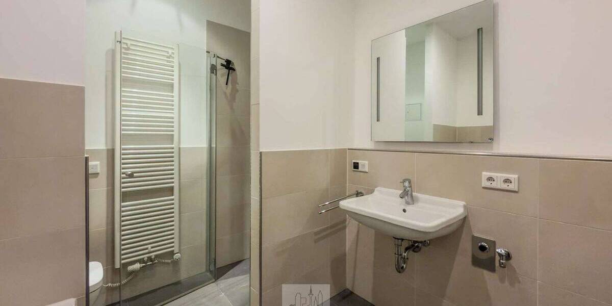 Etagenwohnung Frankfurt am Main Bahnhofsviertel - 2 Zimmer, 91 m&sup2;, 729.000&euro; | Angebot:25985273