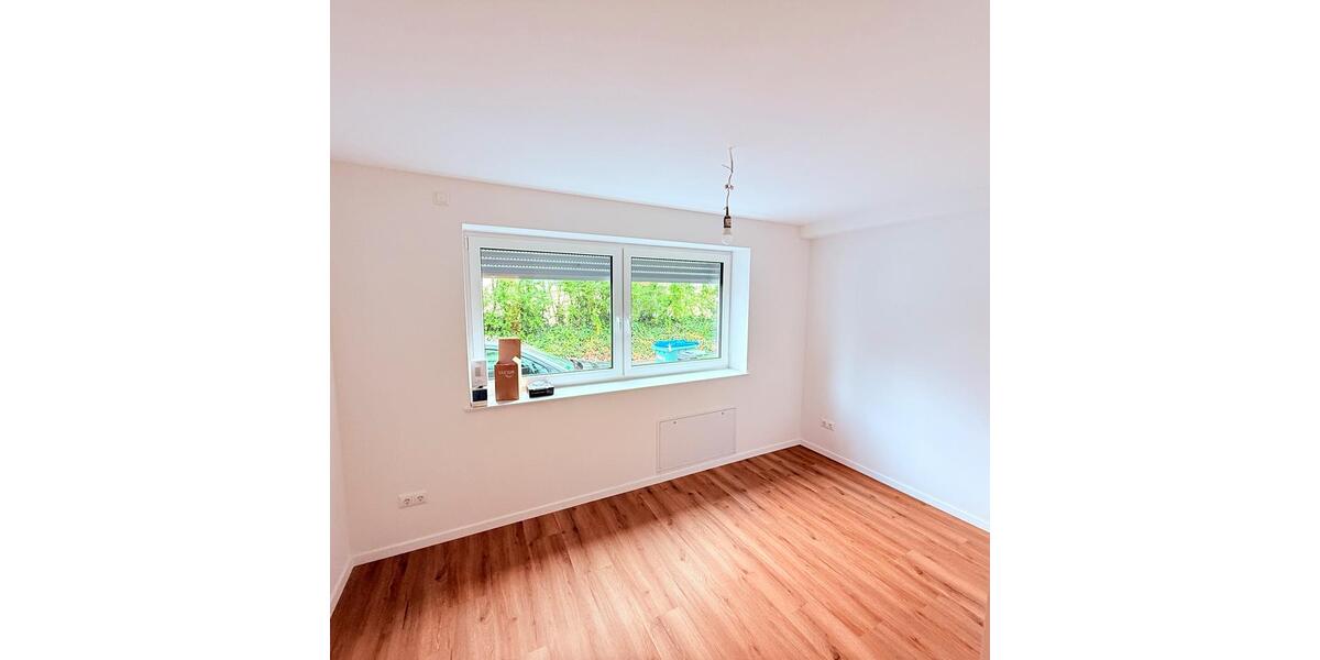 3 Z. Wohnung im Rodgau, 2 Terrassen, Garten, EBK, Erstbezug 3 zimmer