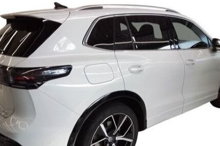 VW Tiguan 10.900 km 42.980 € Frankfurt 60326