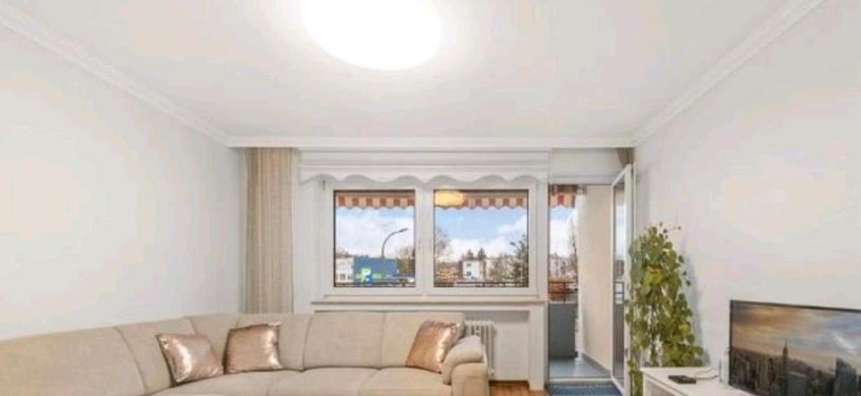 sehr schöne drei Zimmer wohnung 3 zimmer