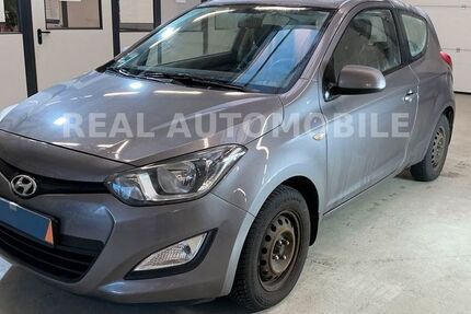 Hyundai i20 87.000 km 4.499 &euro; Frankfurt am Main 65933
