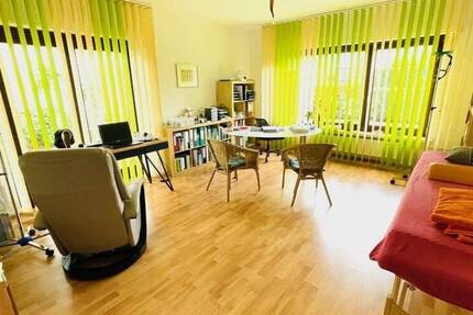 Schöne, helle Büroräume in guter Lage von Heusenstamm zimmer