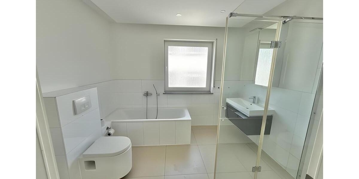 Einfamilienhaus Doppelhaushälfte mit Garten 5 zimmer