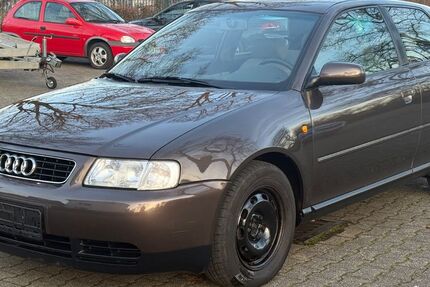 Audi A3 84.000 km 2.330 &euro; Rüsselsheim 65428