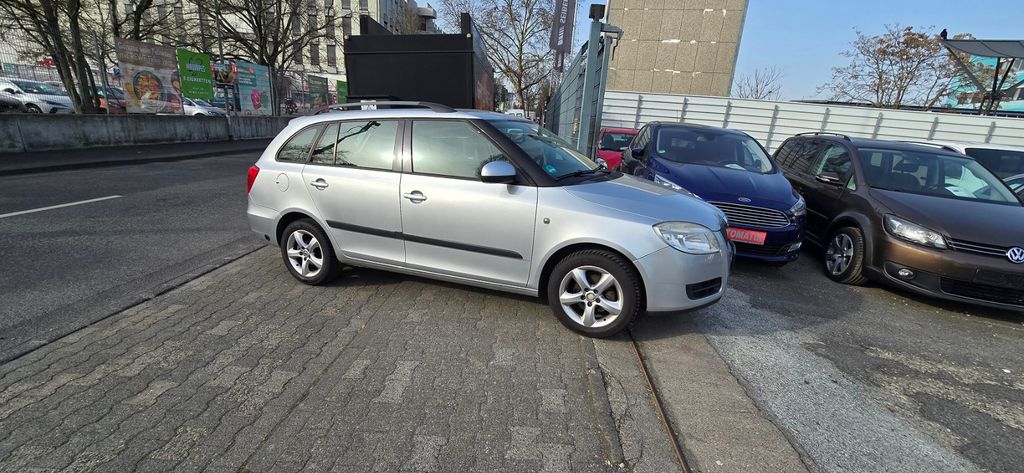 Skoda Fabia 351.000 km 1.995 &euro; Frankfurt/Main 65933