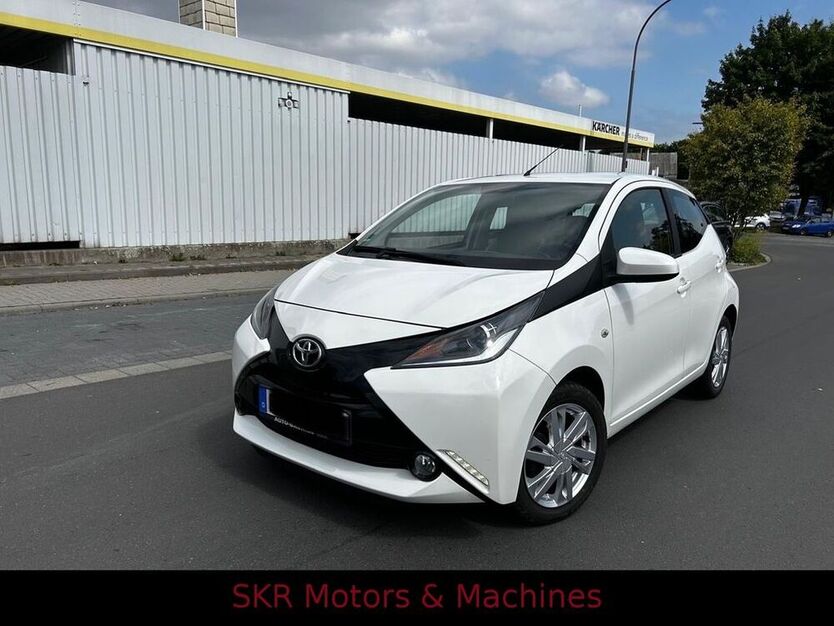 Aygo (X)