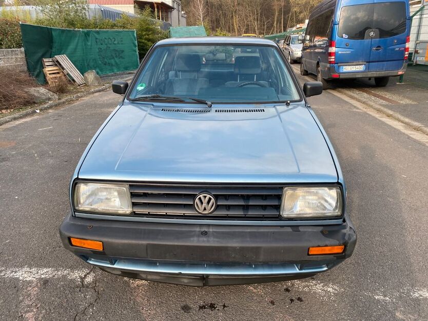 VW Jetta 105.000 km 1.299 € Hanau 63457