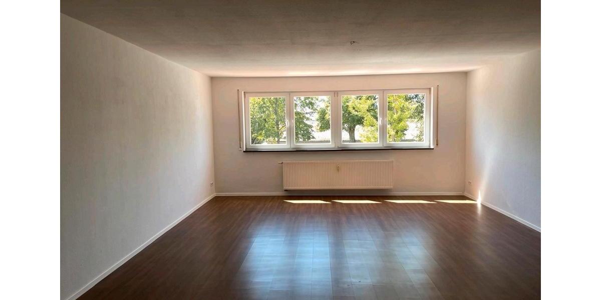 Hell Geräumige, 2 Zimmer Wohnung 2 zimmer