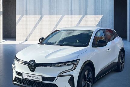Renault Megane E-TECH 33.632 km 18.880 &euro; Frankfurt / Main 60314