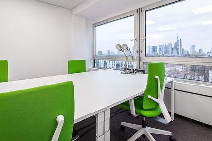 Arbeiten mit Skylineblick: professionelle Offices und Coworking - All-in-Miete zimmer