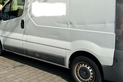 Opel Vivaro 217.000 km 4.400 &euro; Eschborn 65760