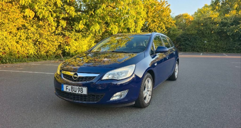 Opel Astra 212.000 km 3.100 € Frankfurt am main 60529