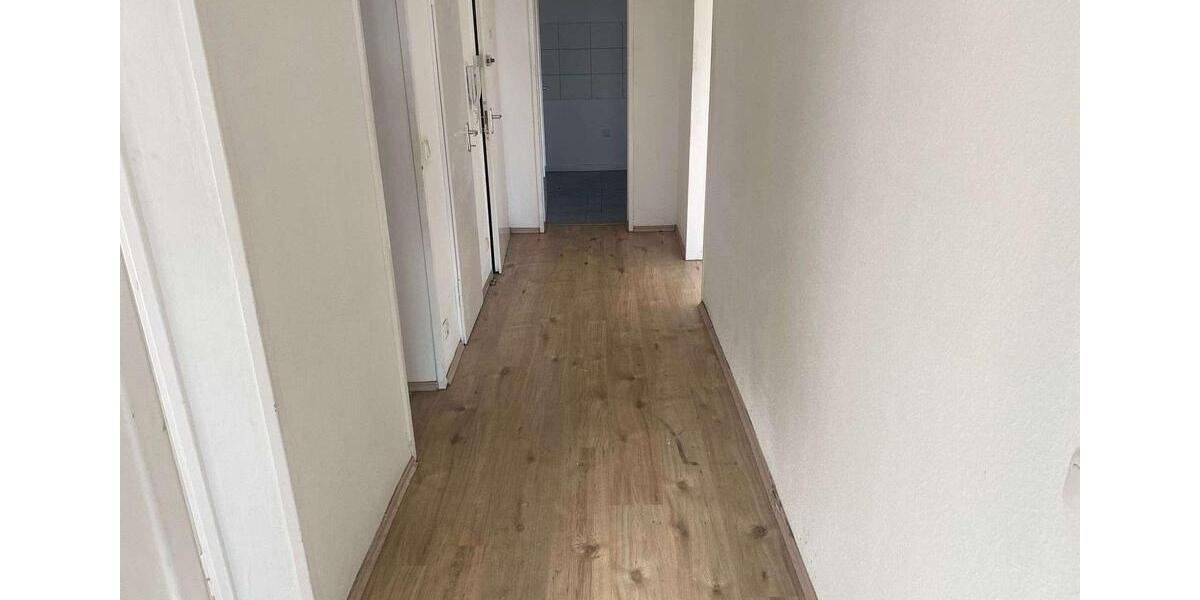 Etagenwohnung Rüsselsheim am Main - 3 Zimmer, 70 m&sup2;, 880&euro; | Angebot:25544464
