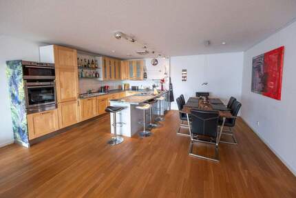 Wohnung Offenbach am Main Bieberer Berg - 3 Zimmer, 112 m&sup2;, 2.500&euro; | Angebot:24866633