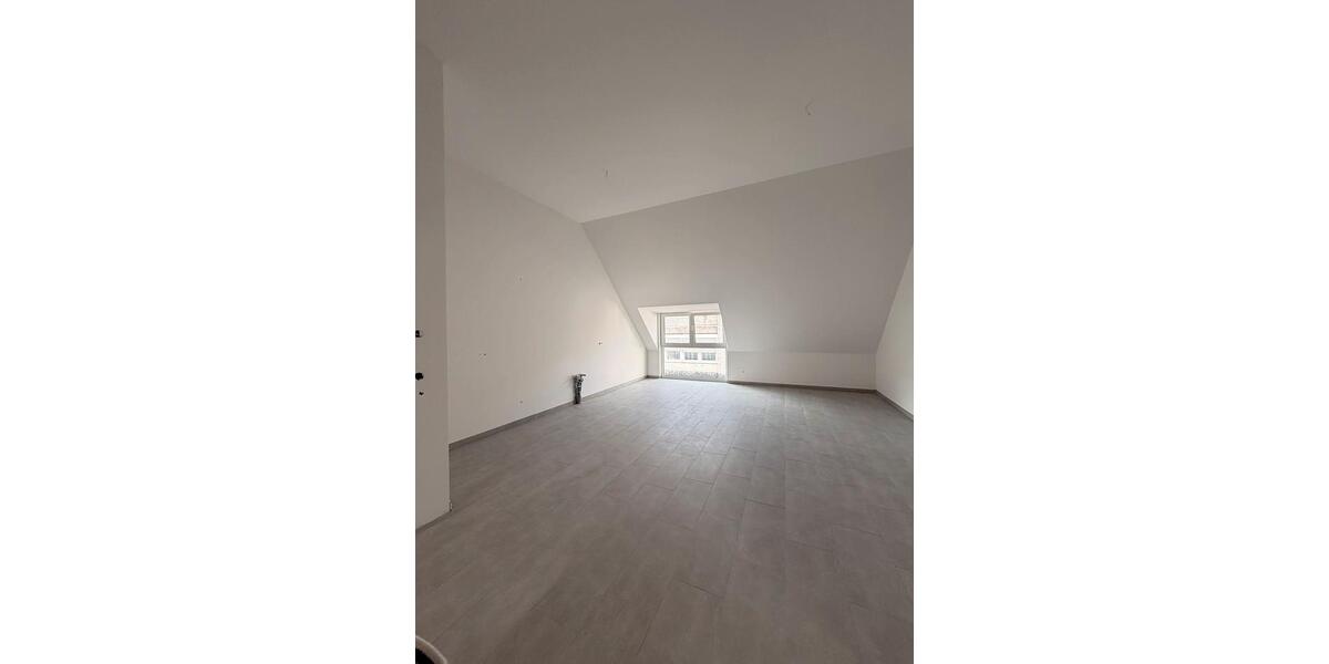 Dachgeschoßwohnung Erlensee - 3 Zimmer, 88 m&sup2;, 1.300&euro; | Angebot:26150197