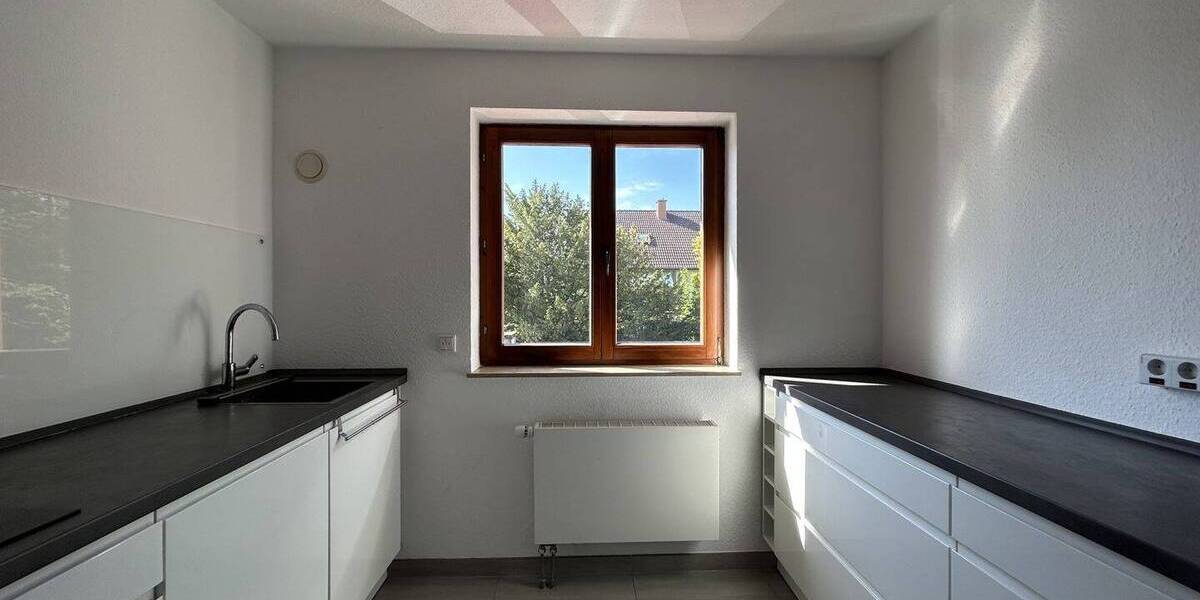 Etagenwohnung Hofheim - 3 Zimmer, 73 m&sup2;, 1.000&euro; | Angebot:26796268