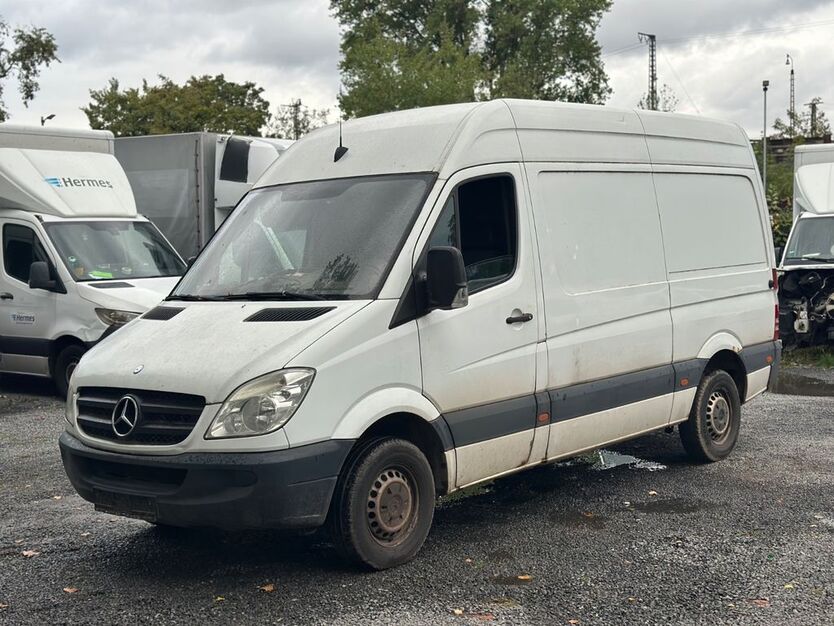 Mercedes-Benz Sprinter 389.000 km 4.450 € Darmstadt 64293