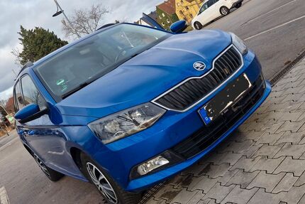 Skoda Fabia 174.200 km 7.700 &euro; Rüsselsheim am main 65428