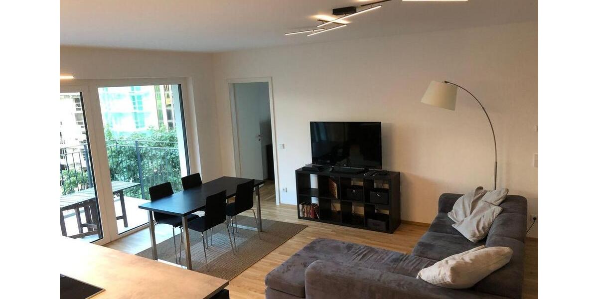 Etagenwohnung Frankfurt am Main Innenstadt 1 - 4 Zimmer, 102 m&sup2;, 1.800&euro; | Angebot:26050996