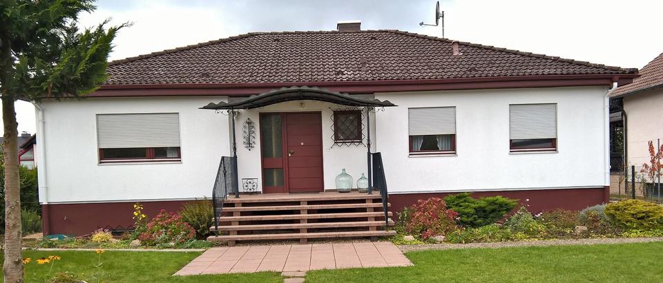 Bungalow Babenhausen - 4 Zimmer, 156 m&sup2;, 1.650&euro; | Angebot:26204044