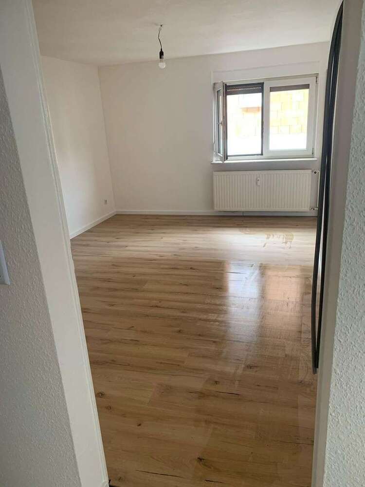 Wohnung zum Kaufen in Schöneck 195.000 € 67 m²