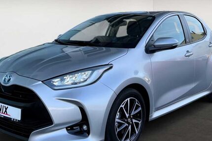 Toyota Yaris 32.368 km 20.570 &euro; Frankfurt 60314