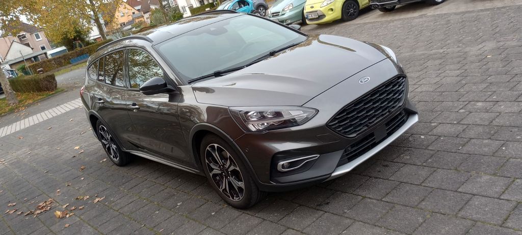 Ford Focus 53.000 km 17.950 € Rödermark 63322