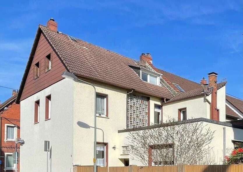 Haus zum Kaufen in Frankfurt am Main 395.000 € 164 m²