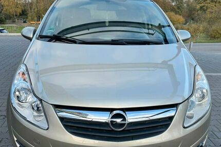Opel Corsa 114.000 km 2.450 € Flörsheim 65439