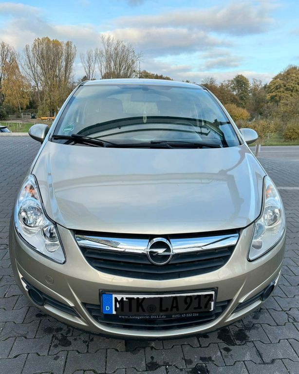 Opel Corsa 114.000 km 2.450 € Flörsheim 65439