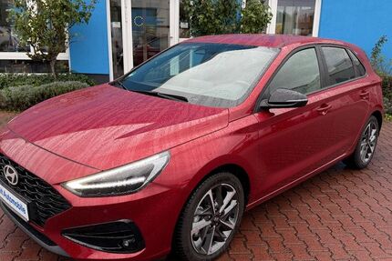 Hyundai i30 2.525 km 23.980 € Darmstadt 64293
