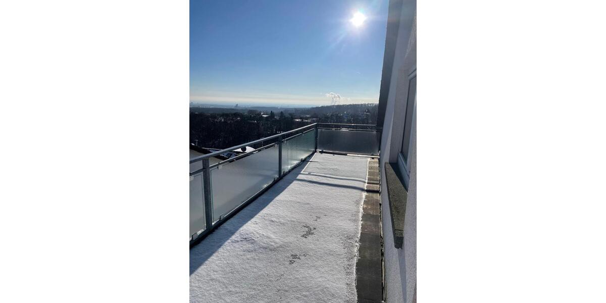 Penthousewohnung mit großem Balkon, Blick Frankfurt Skyline 5 zimmer