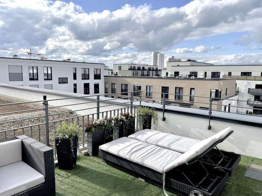 Wohnung zum Kaufen in Frankfurt 690.000 € 87.3 m²