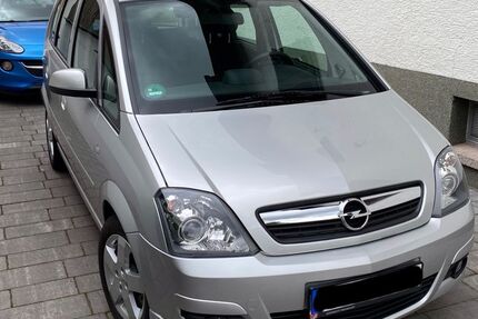 Opel Meriva 77.500 km 4.900 &euro; Rüsselsheim 65428