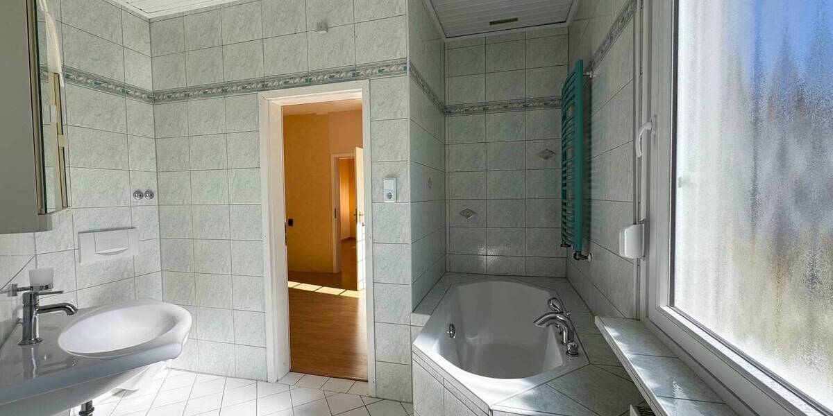 Einfamilienhaus Offenbach / Bürgel Bürgel - 5 Zimmer, 151 m&sup2;, 675.000&euro; | Angebot:25693725