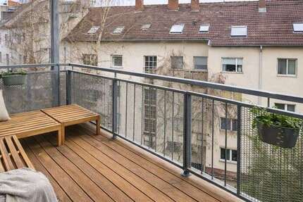 Wohnung zum Kaufen in Frankfurt am Main 739.000 € 94 m² 3 zimmer