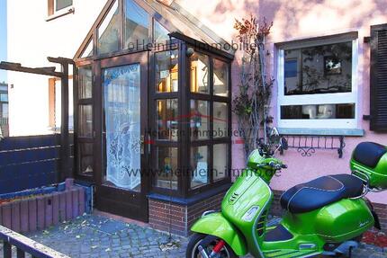 Charmantes Reihenmittelhaus 5 ZKBB* tgl.Badezimmer* kleiner Garten* Gartenhütte* Frankfurt-Gallus 5 zimmer