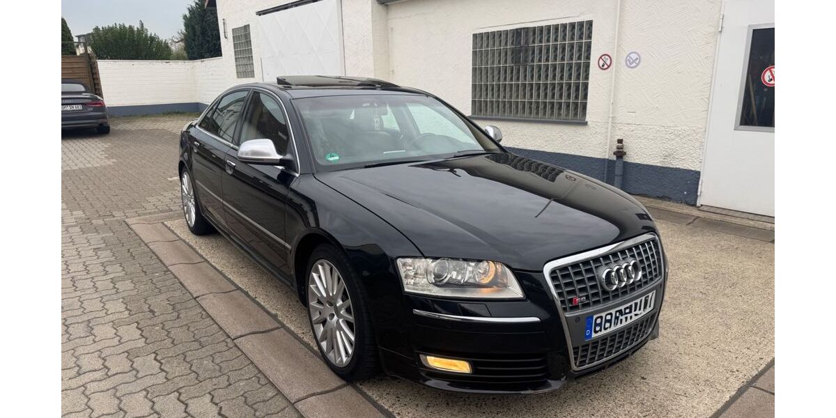 Audi A8 270.000 km 9.299 &euro; Rüsselsheim 65428