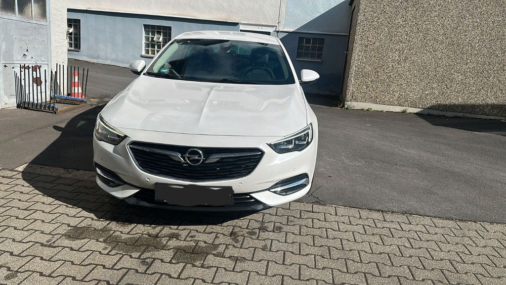 Opel Insignia 96.000 km 12.999 &euro; Frankfurt am Main 60488
