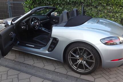 Porsche Boxster 15.000 km 56.700 € Weiterstadt 64331