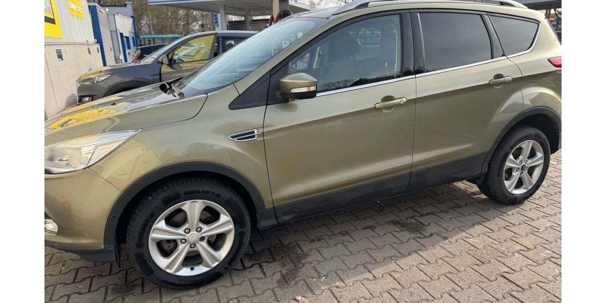 Ford Kuga 115.000 km 9.450 &euro; Frankfurt 60386