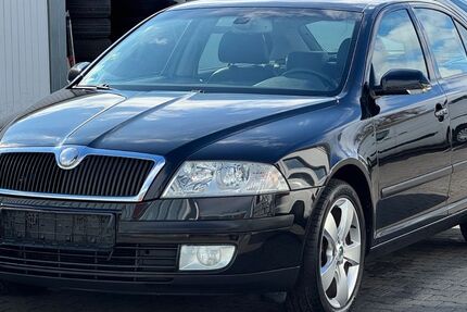 Skoda Octavia 214.000 km 2.999 &euro; Offenbach am Main 63075
