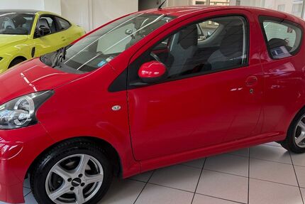 Toyota Aygo (X) 81.550 km 6.677 &euro; NEU ISENBURG 63263