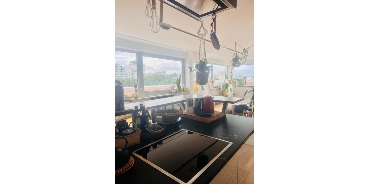 Penthouse mit atemberaubenden Skyline-Blick und Dachterrasse 3 zimmer