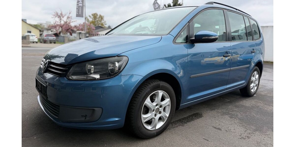 VW Touran 172.432 km 5.499 &euro; Frankfurt am Main 60386