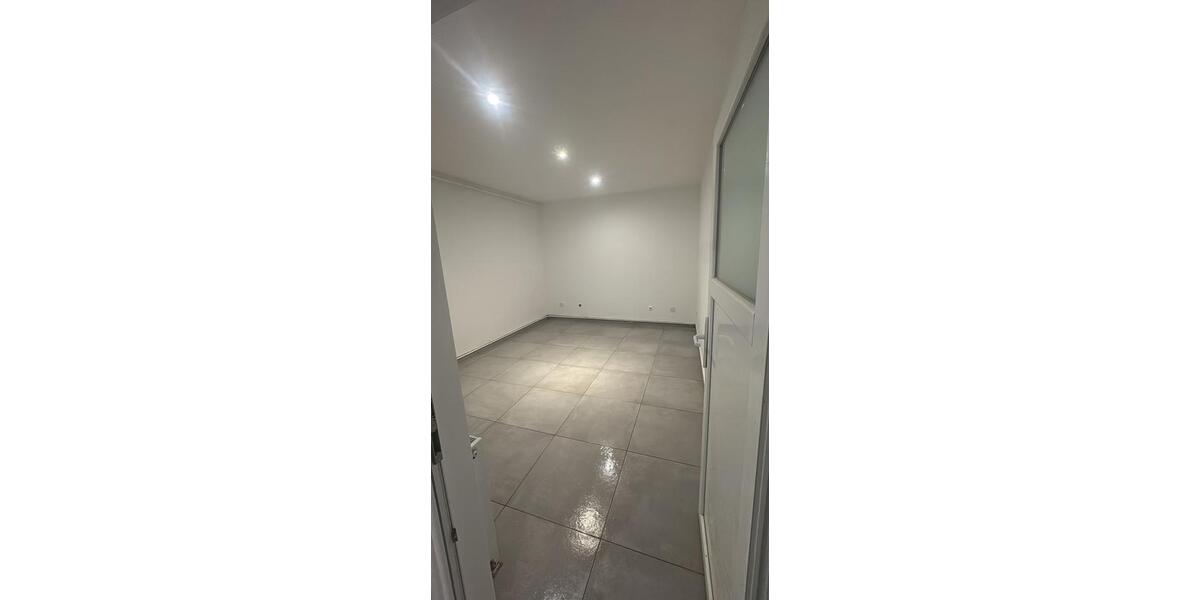 Gewerbeobjekt Hainburg - 870&euro; | Angebot:26276321