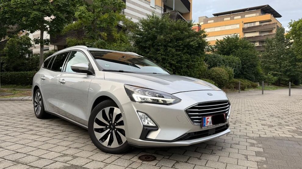 Ford Focus 284.806 km 7.390 € Frankfurt am Main 60486